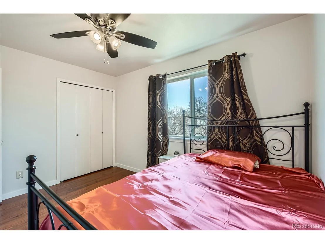Photo of 2232 Ash Ave