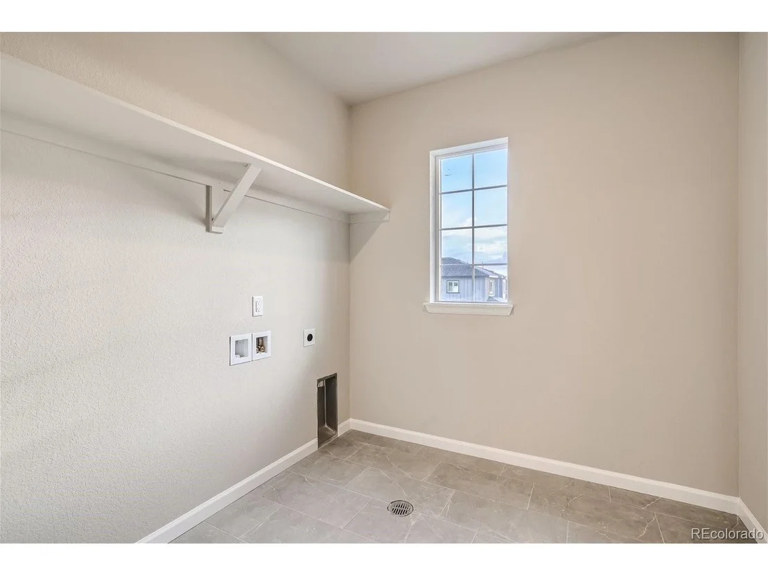 Photo of 1330 Colony Dr
