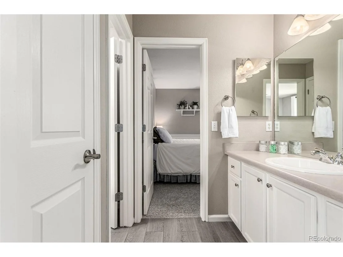 Photo of 392 Driftwood Cir