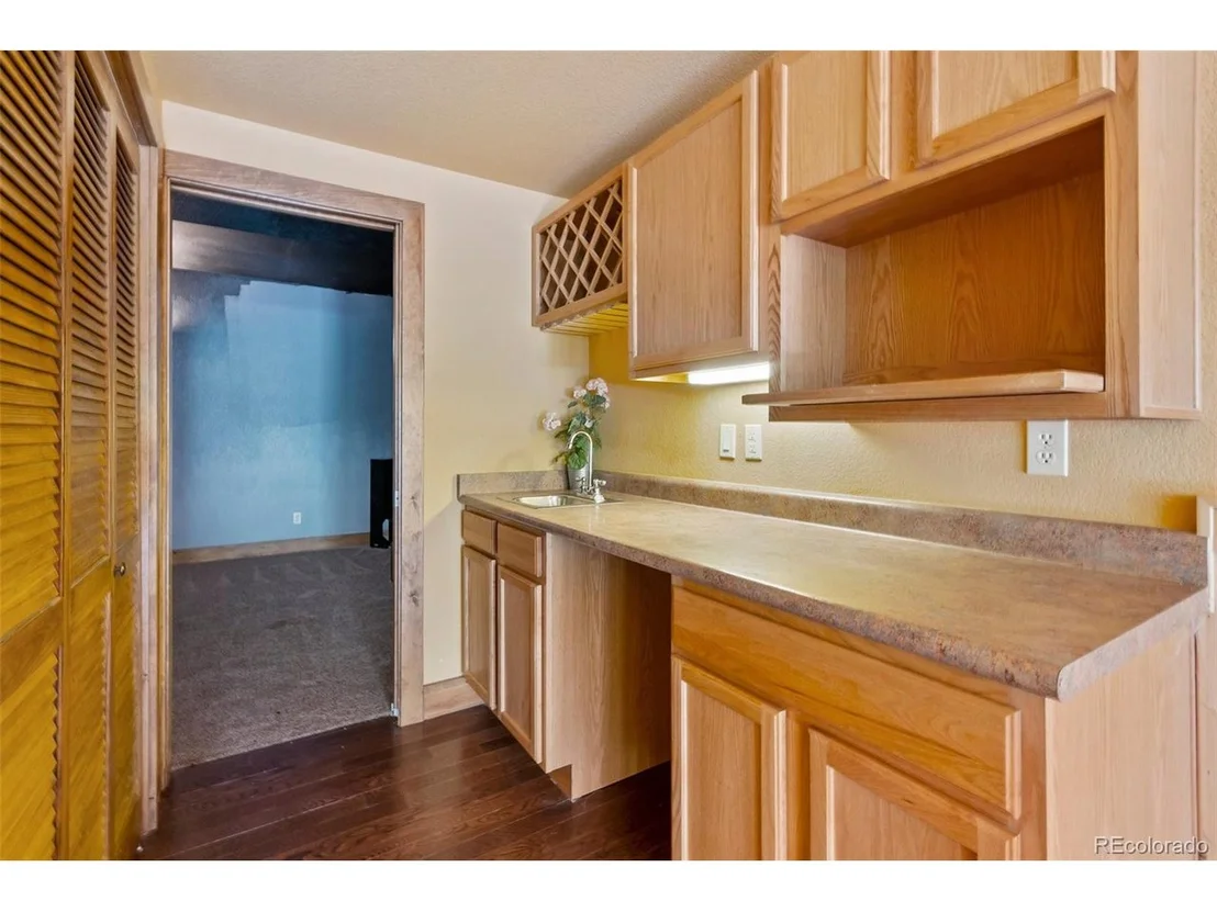 Photo of 4755 Delaware Dr