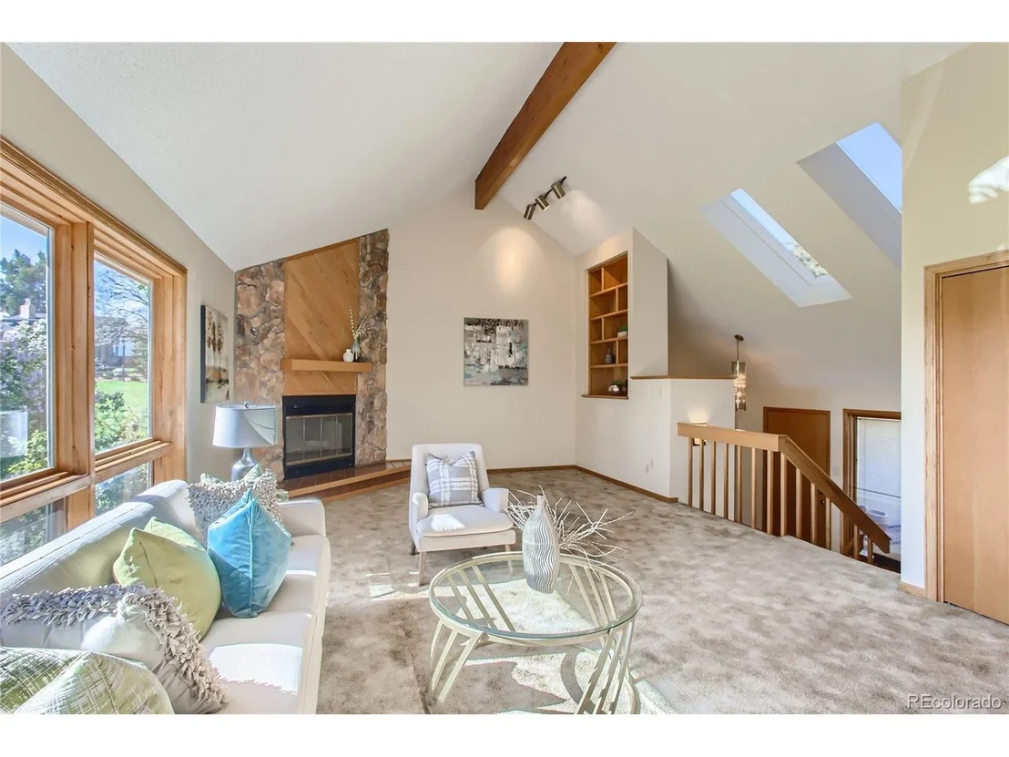 Photo of 5568 Willow Springs Dr