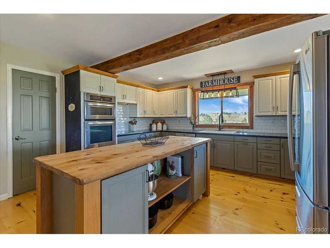 Photo of 32131 Private Road 7