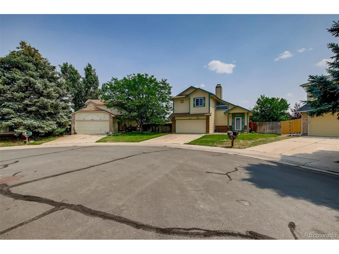 Photo of 642 Howe Cir