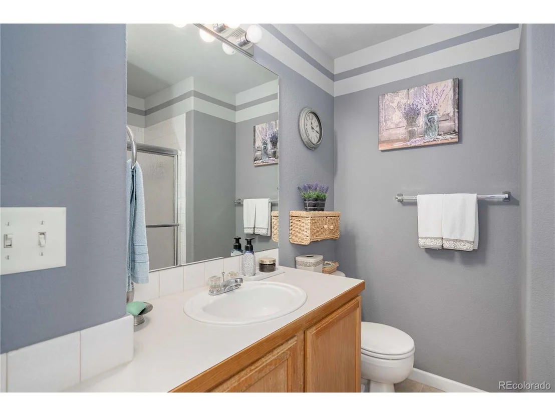 Photo of 647 Florence Ave