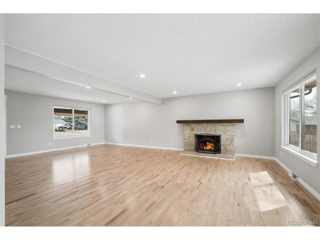 Photo of 6400 W 83rd Pl