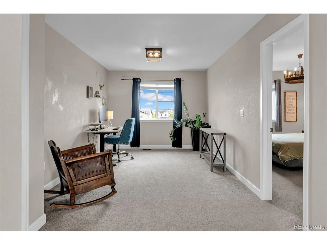 Photo of 1065 White Leaf Cir