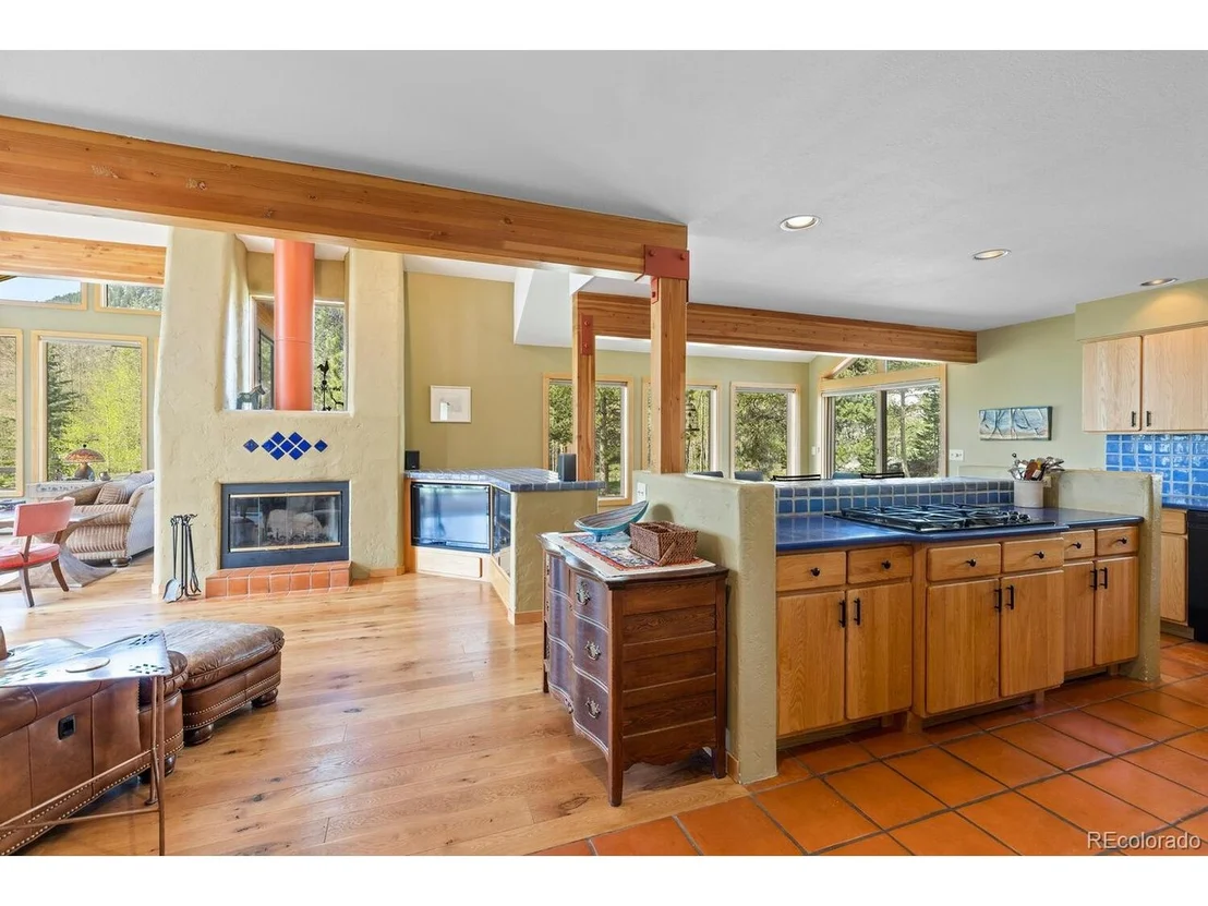 Photo of 154 Alpine Dr