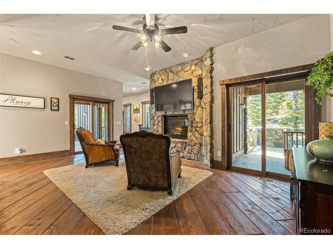 Photo of 142 Outpost Ln