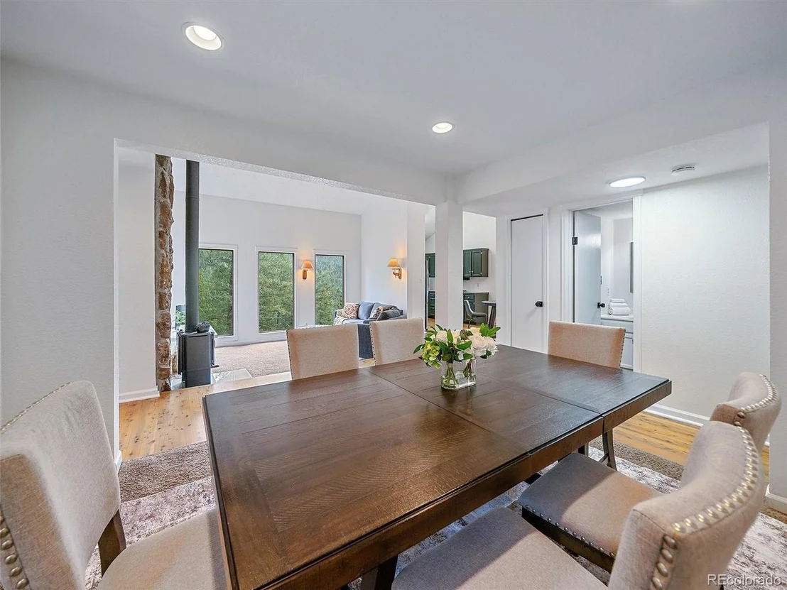 Photo of 254 Juniper Ln