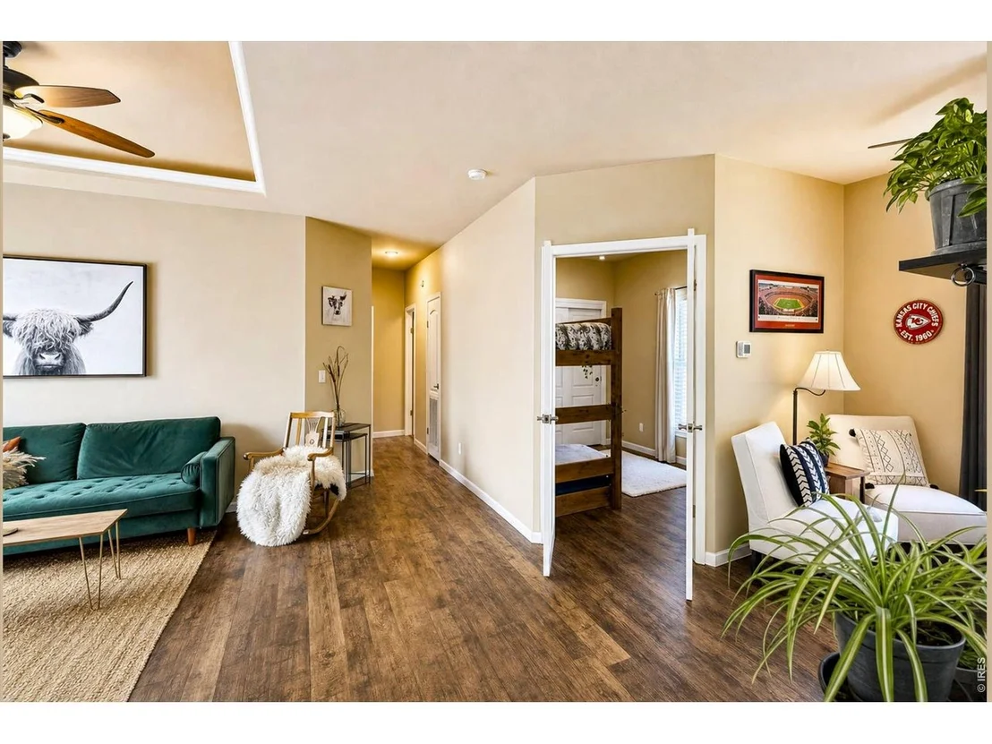 Photo of 7920 Mountain View Dr