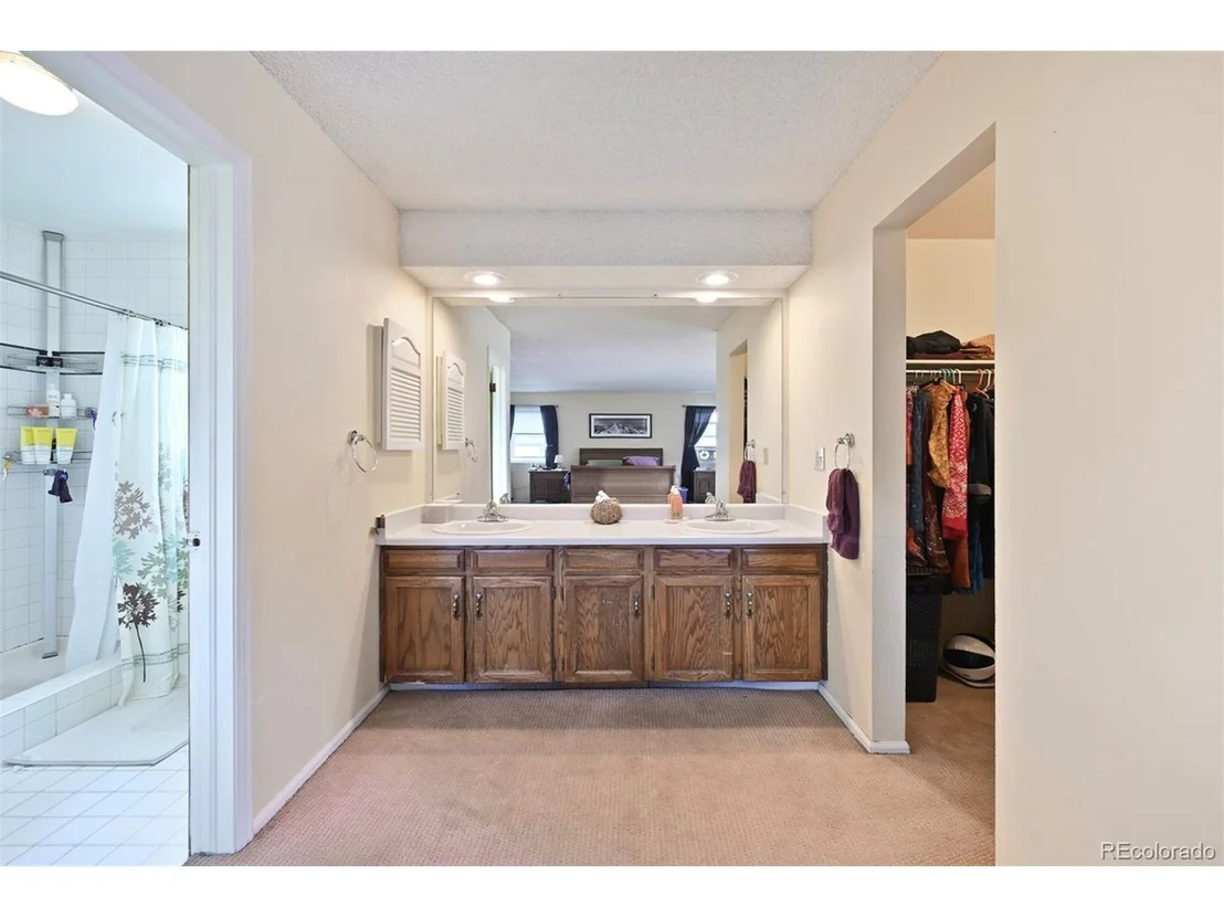 Photo of 225 Berthoud Way