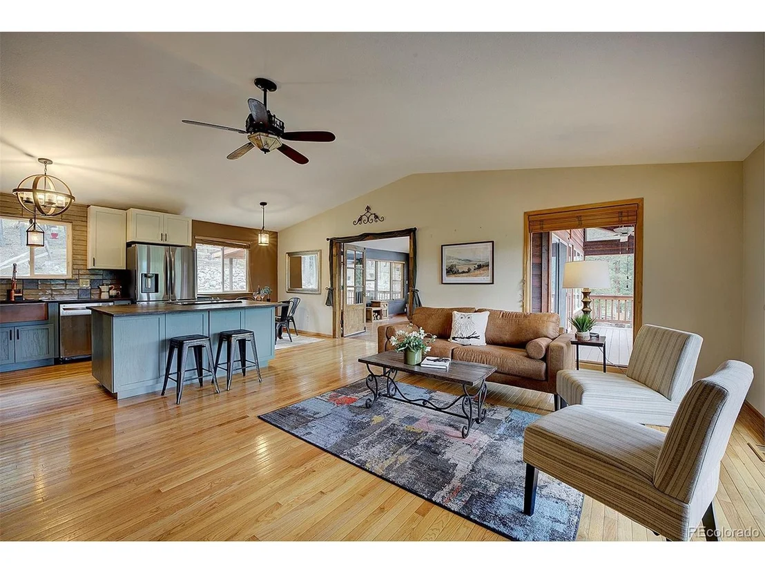 Photo of 32 Aspen Dr