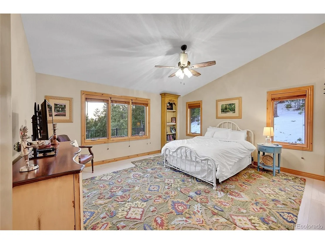 Photo of 14564 Reserve Rd
