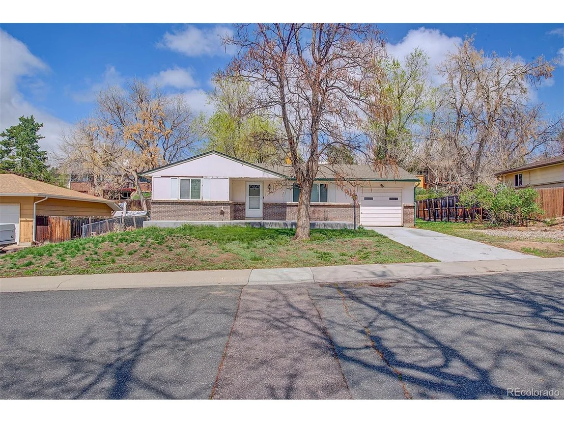 Photo of 10067 W 68th Pl