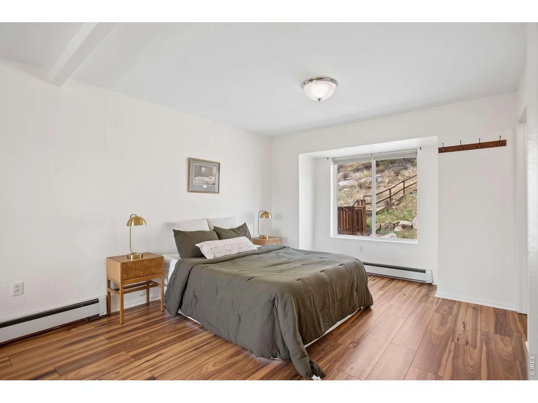 Photo of 11150 Circle Dr
