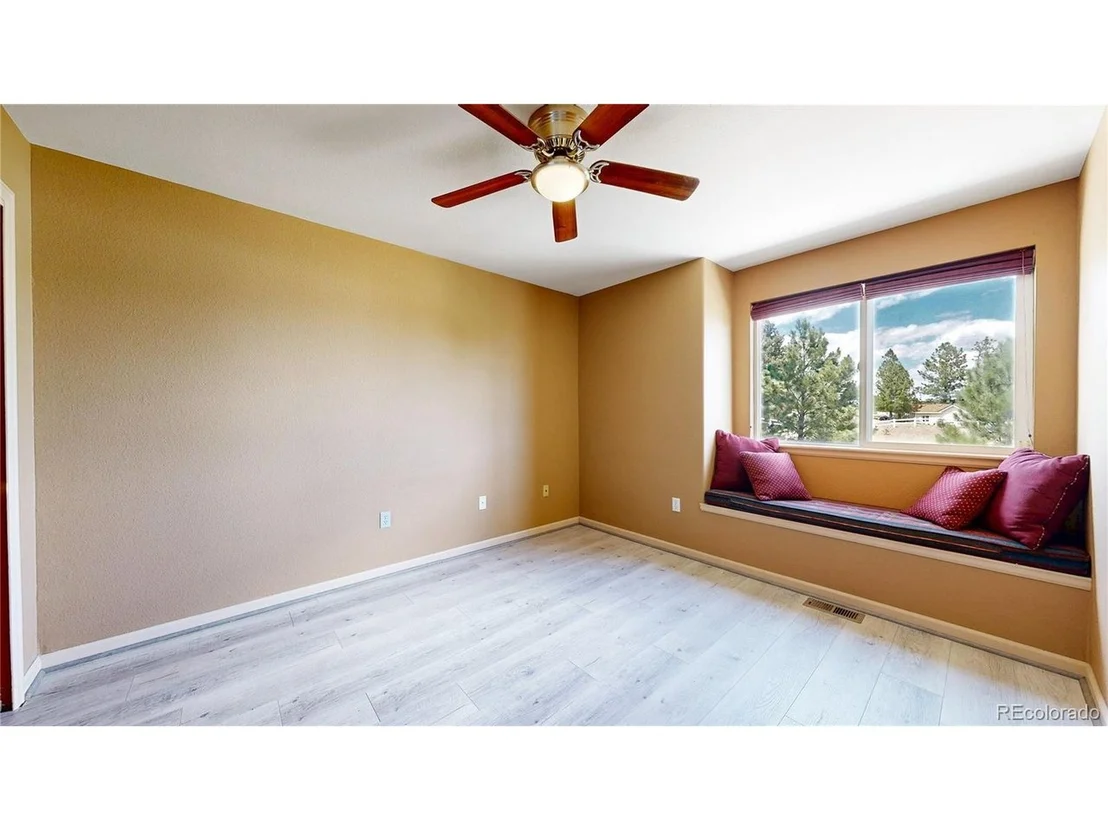 Photo of 41346 Pine Meadow Cir