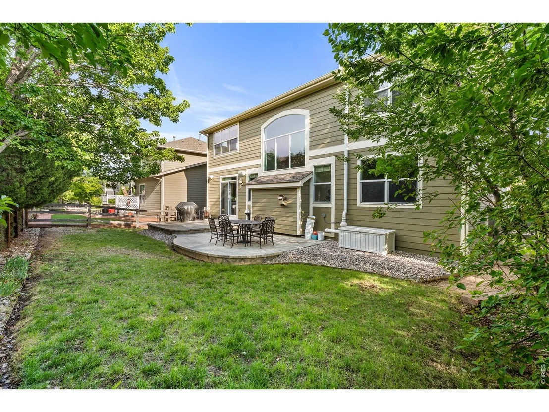 Photo of 3832 Observatory Dr