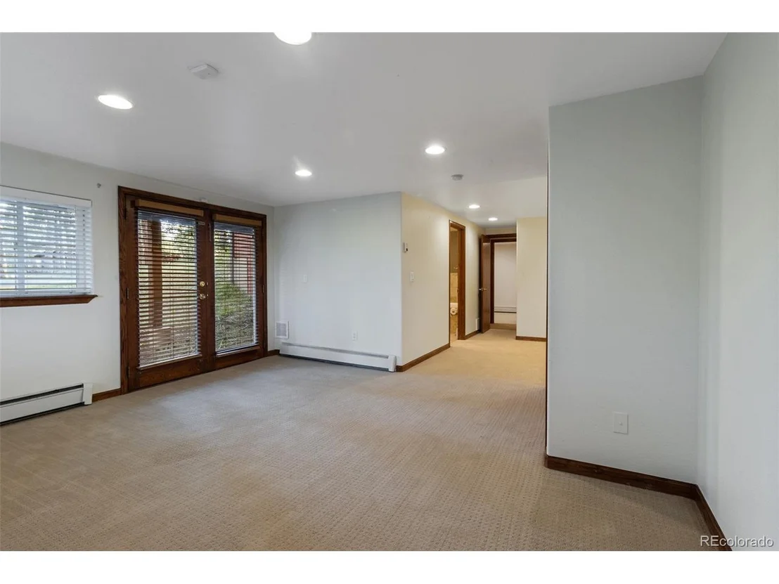 Photo of 28396 Clover Ln