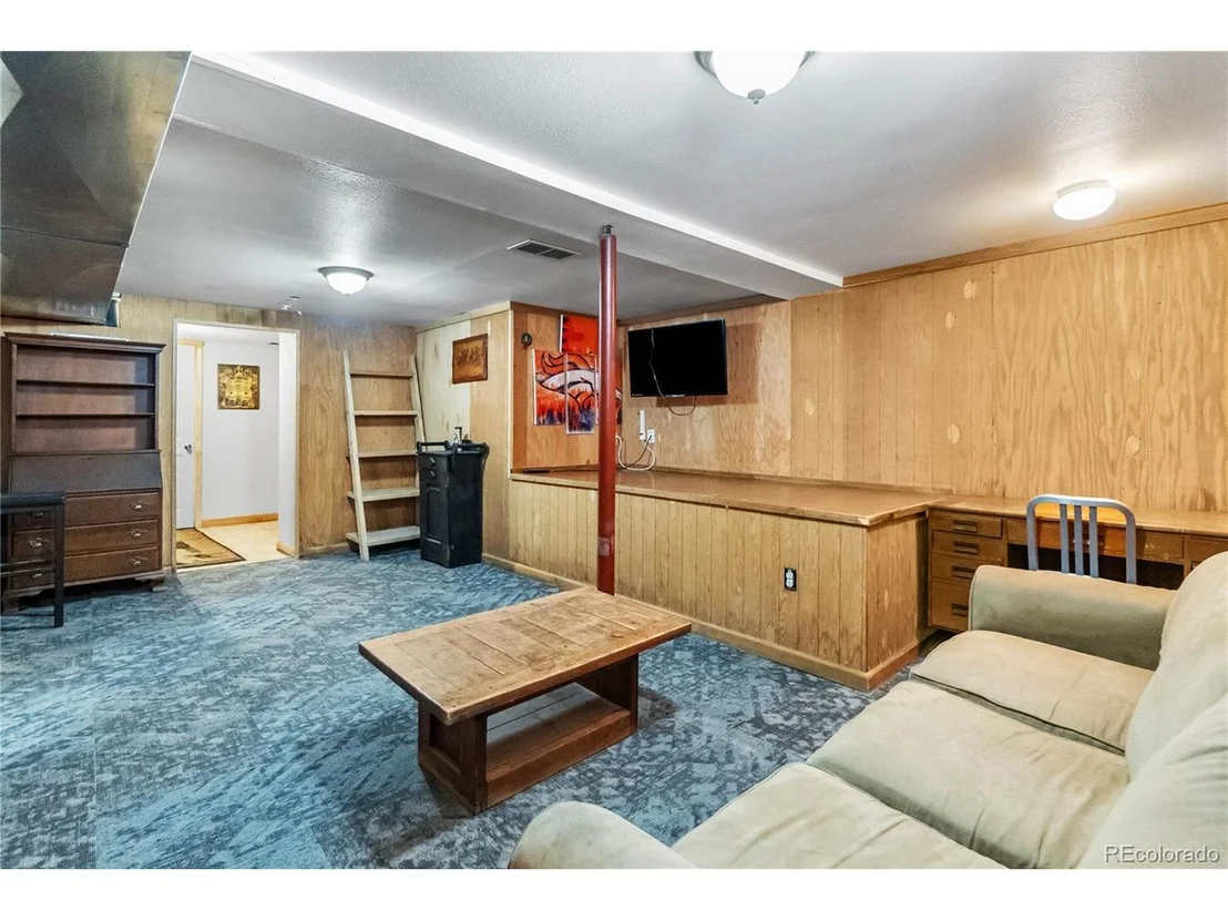 Photo of 48 Linn Cir