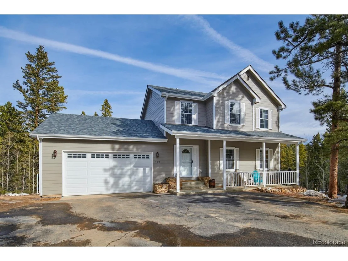 Photo of 459 Aspen Ln