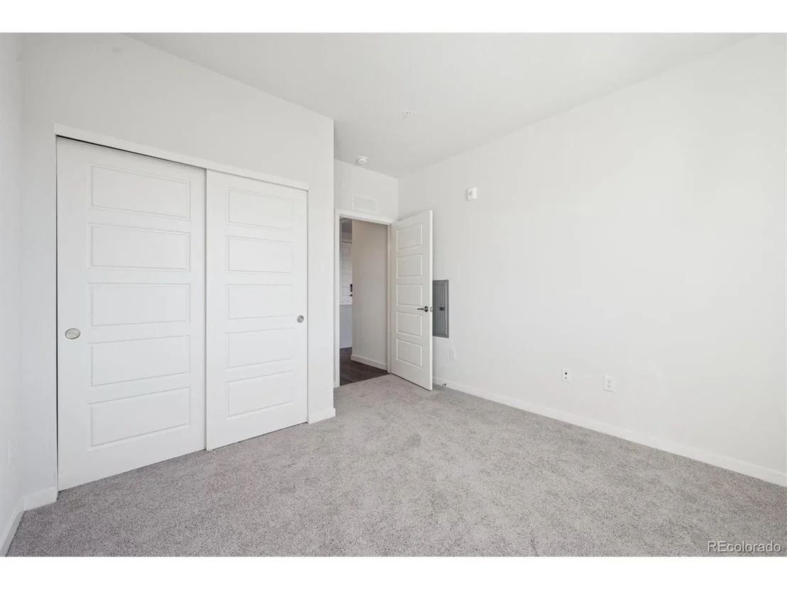 Photo of Unit 309 at 485 Interlocken Blvd