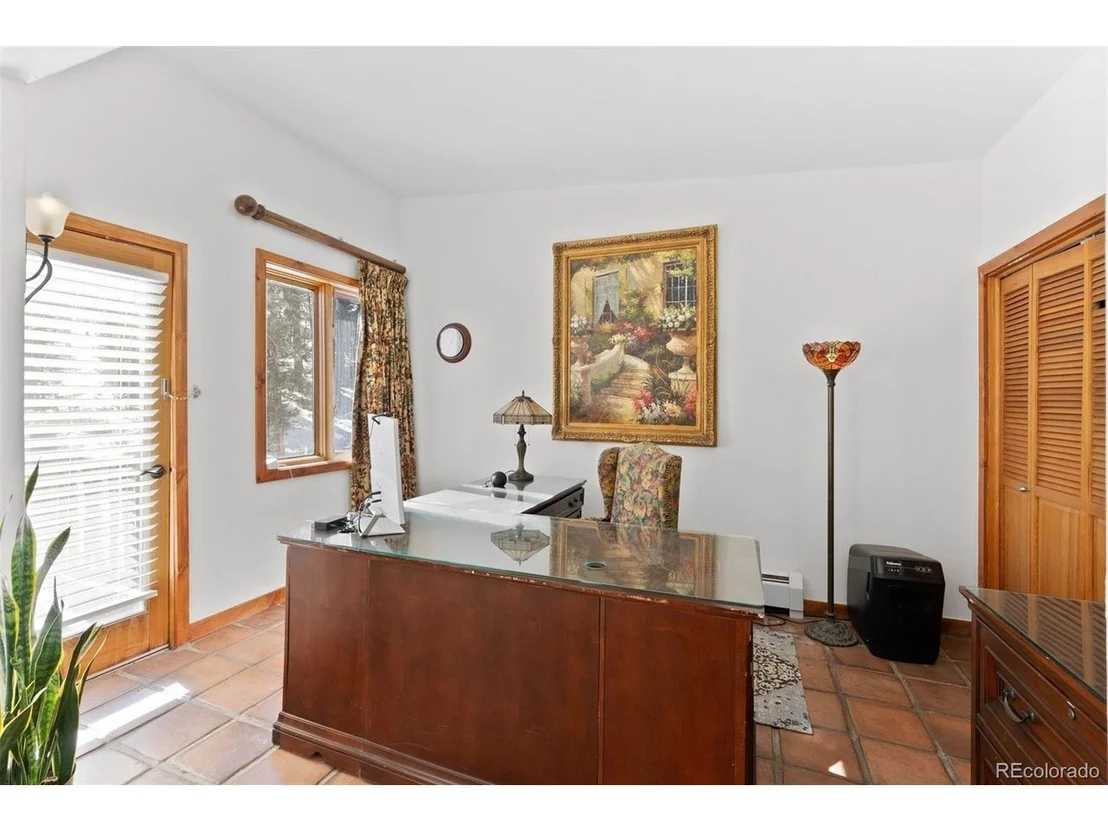 Photo of 1053 Red Moon Rd