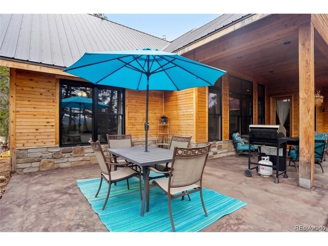 Photo of 350 Foxtail Dr