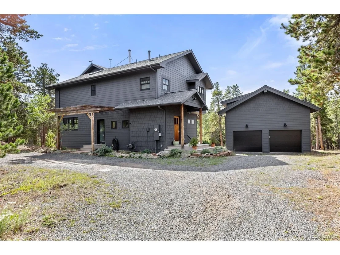 Photo of 25 Shoshoni Way