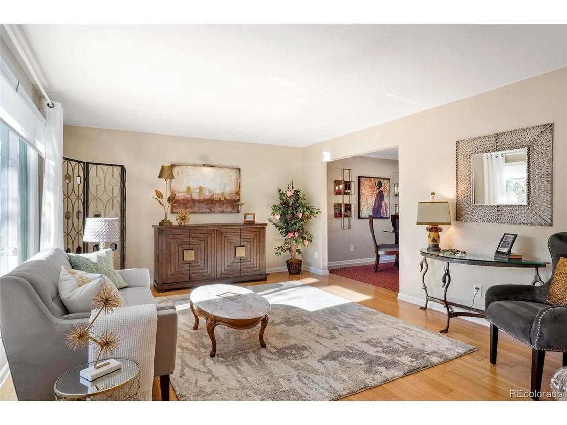 Photo of 16733 E Prentice Cir