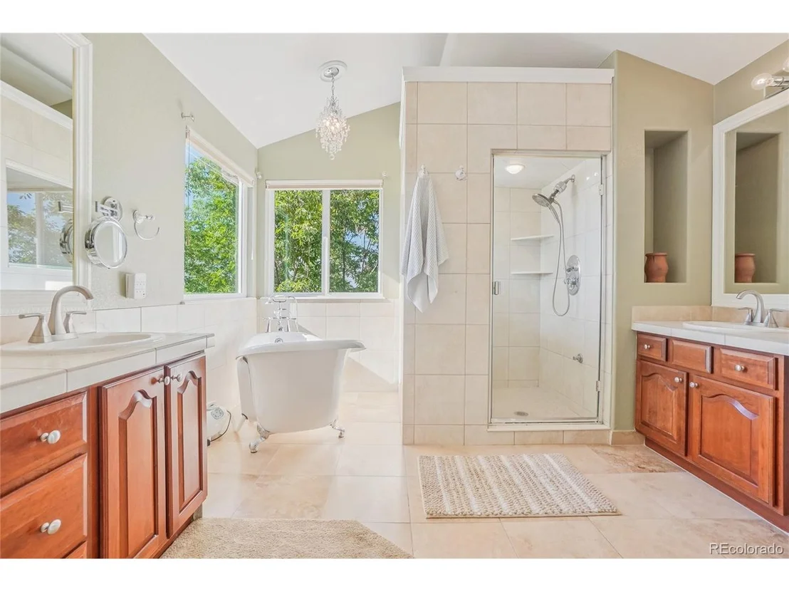 Photo of 16071 Crestrock Cir
