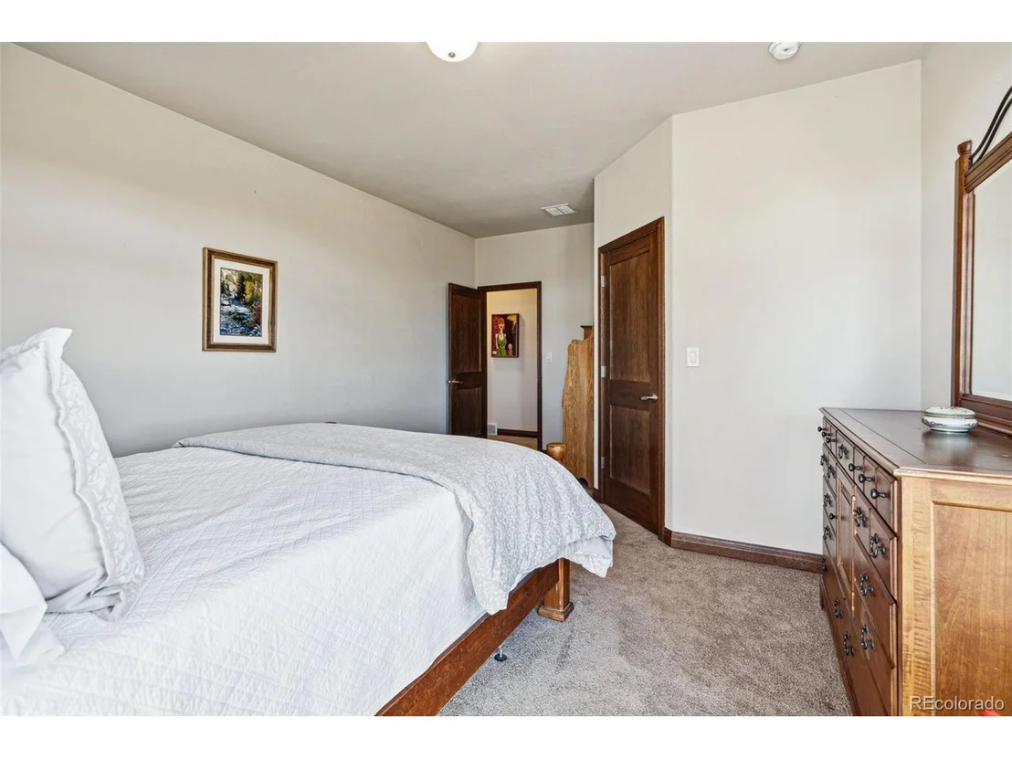 Photo of 1073 County Road 17