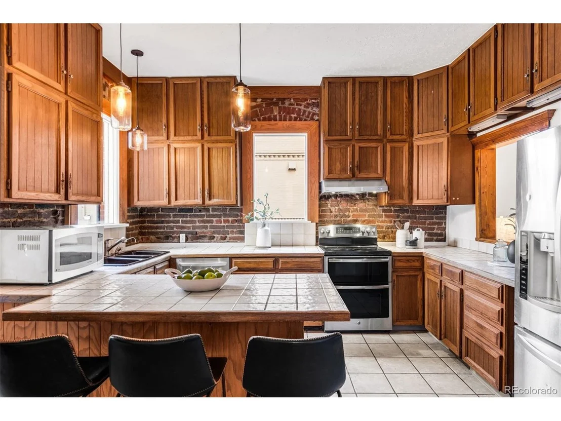 Photo of 3336 Bryant St