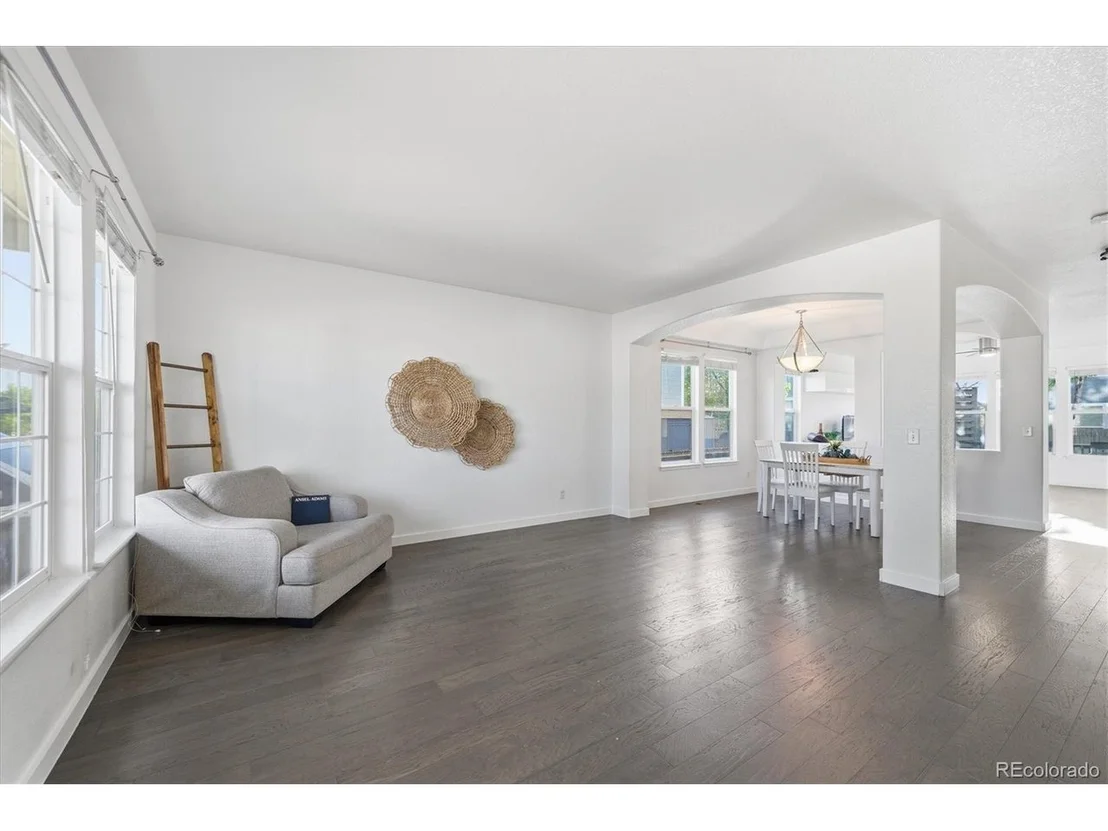 Photo of 337 Mt Eolus St