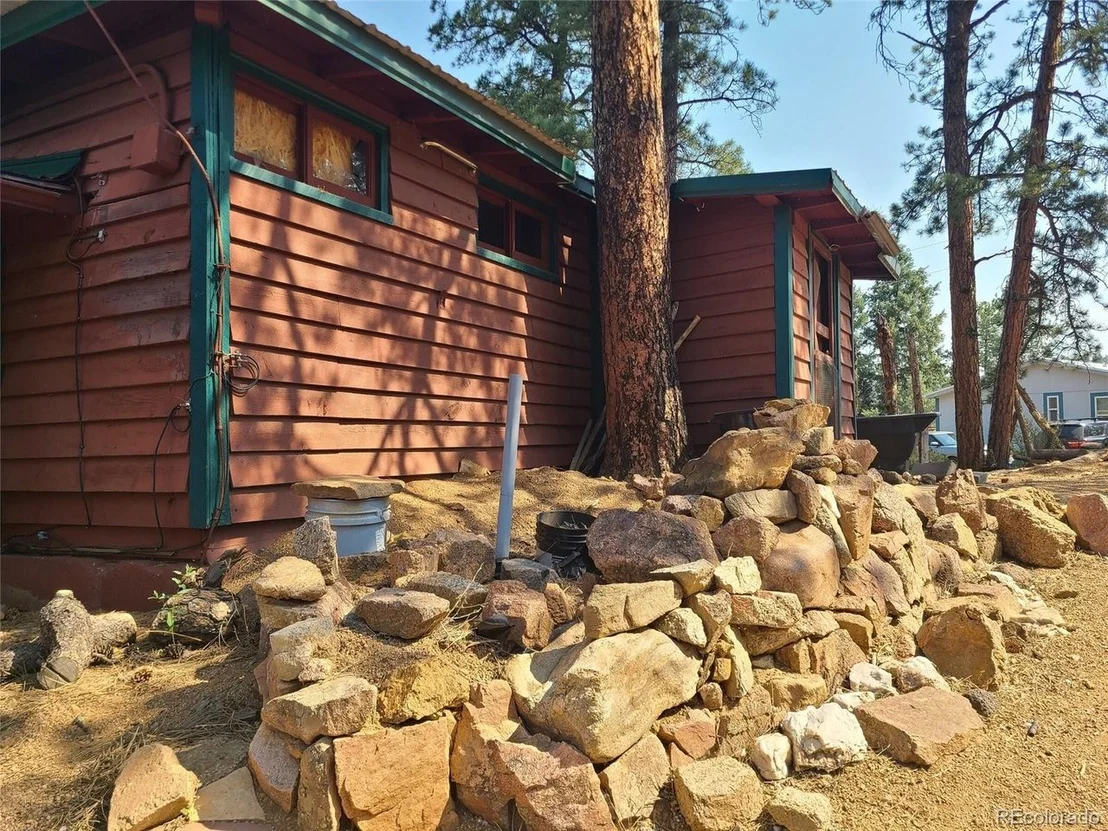 Photo of 23721 Summit St