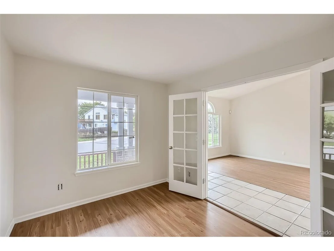 Photo of 732 Bluegrass Dr