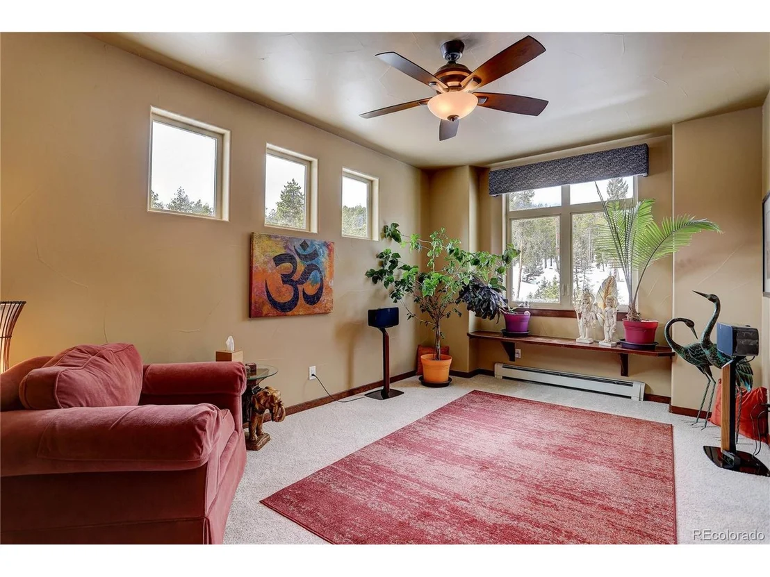 Photo of 11391 Belle Meade Dr