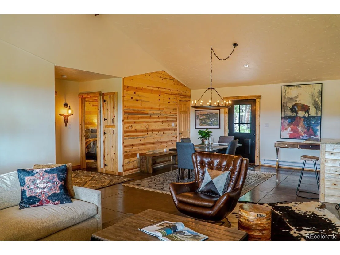 Photo of 170 Vine Rd