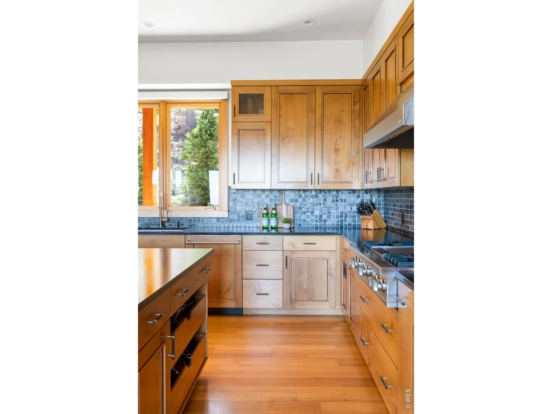 Photo of 1472 Timber Ln