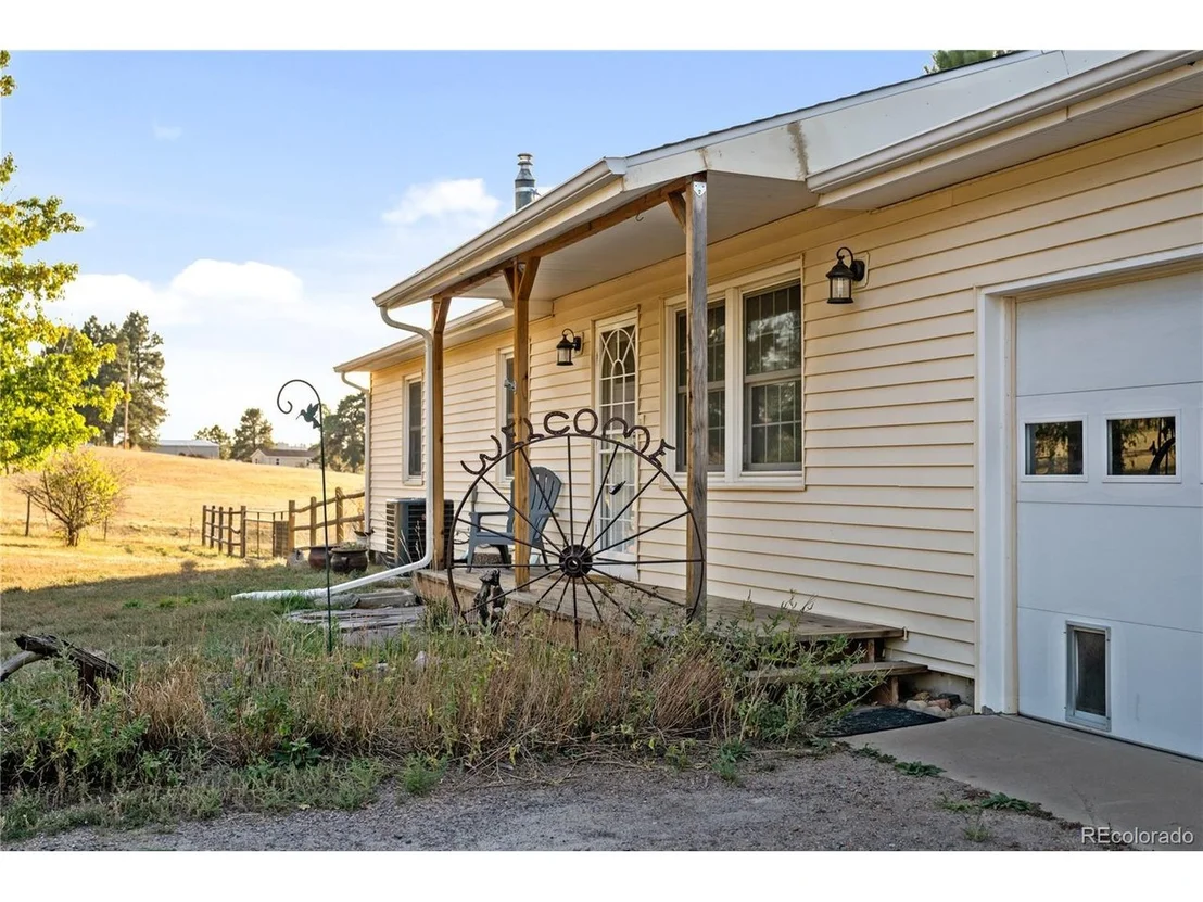 Photo of 6345 Arrowhead Trl