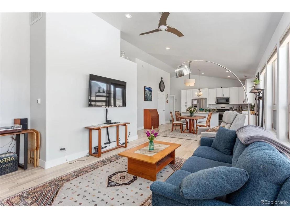 Photo of 8472 Windmill Ct