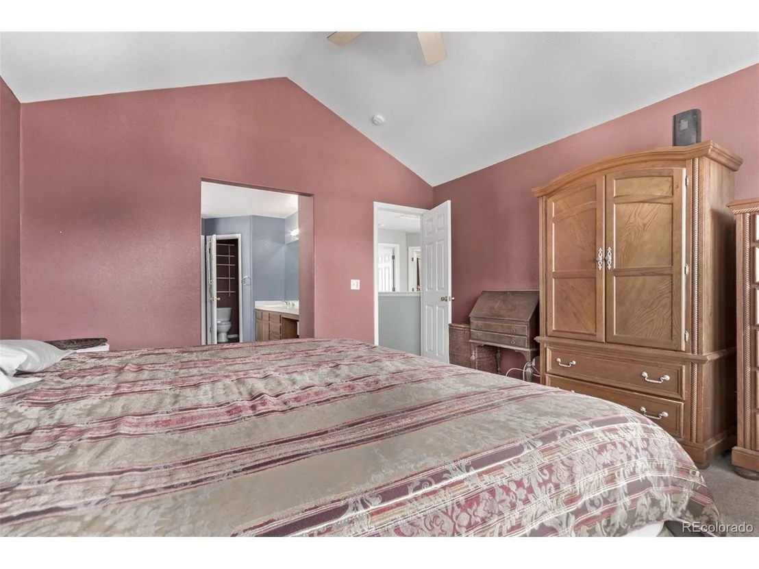 Photo of 672 Pitkin Way