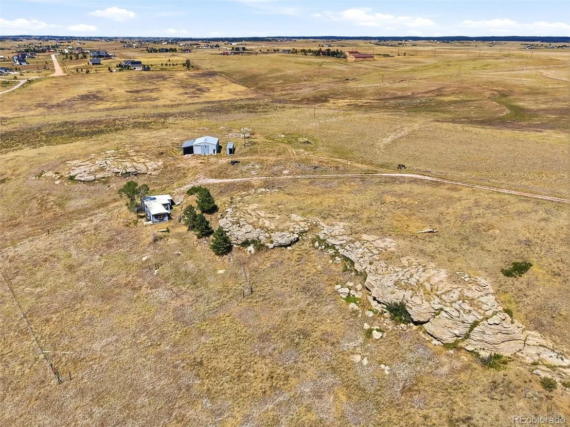 Photo of 911 Private Road 112