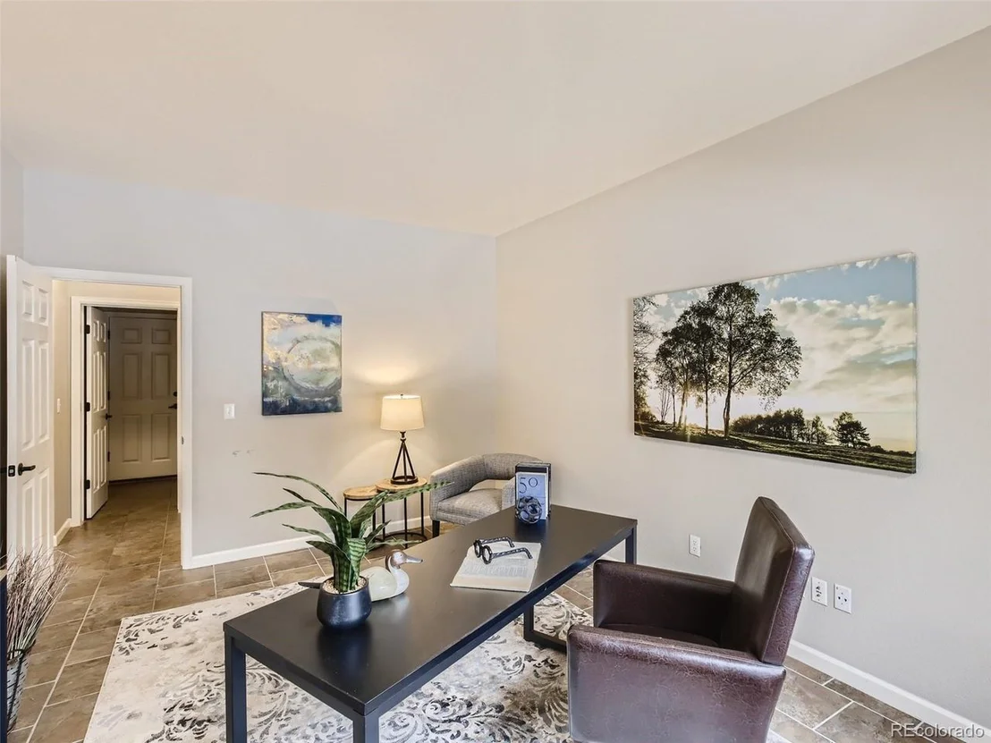 Photo of 1031 Willow Creek Cir