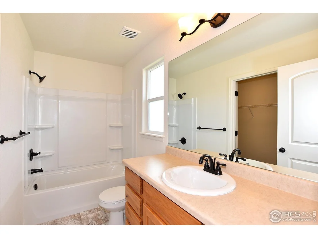 Photo of 4815 Grapevine Way