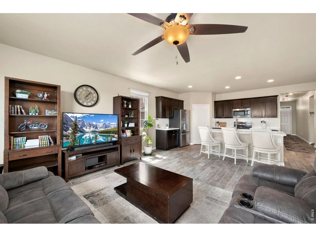 Photo of 10398 Stagecoach Ave