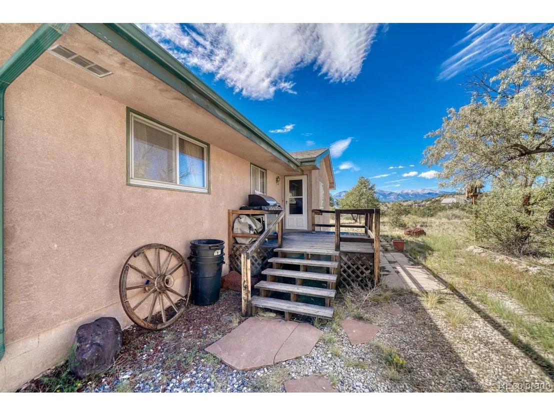 Photo of 10239 W Cheyenne Cir