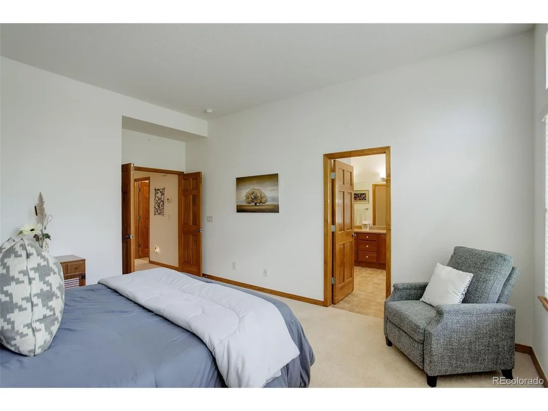 Photo of 2733 River View Dr