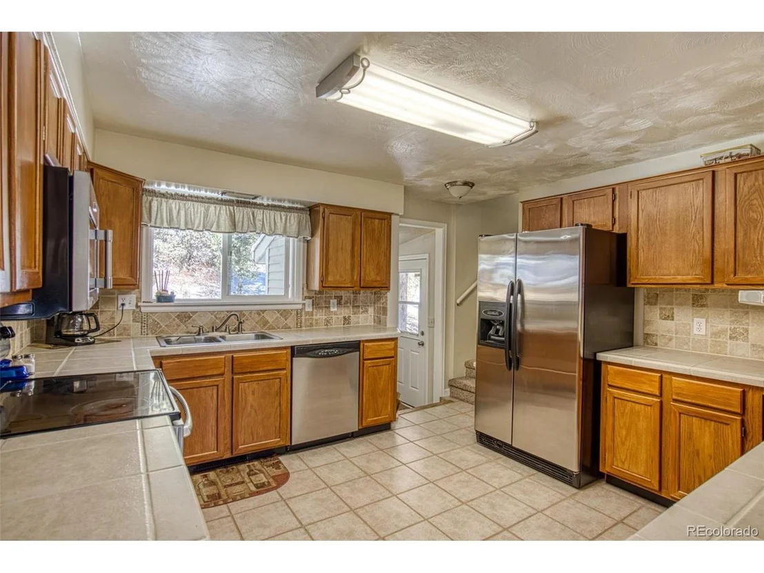 Photo of 25681 Mosier Cir