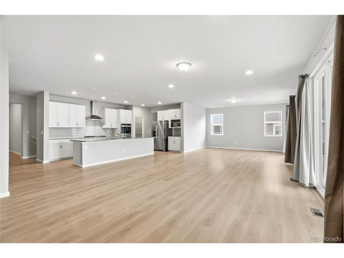 Photo of 1821 Thrive Dr