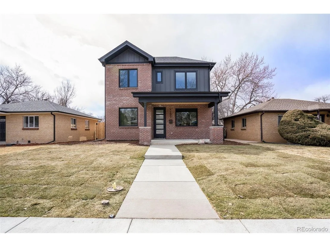 Photo of 1165 Locust St